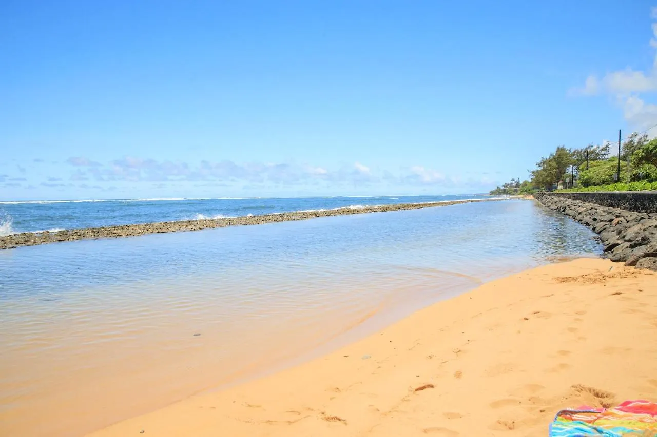 2 Bedroom Kapaa Condo With Pool And Ac 115 0*, Kapa'a